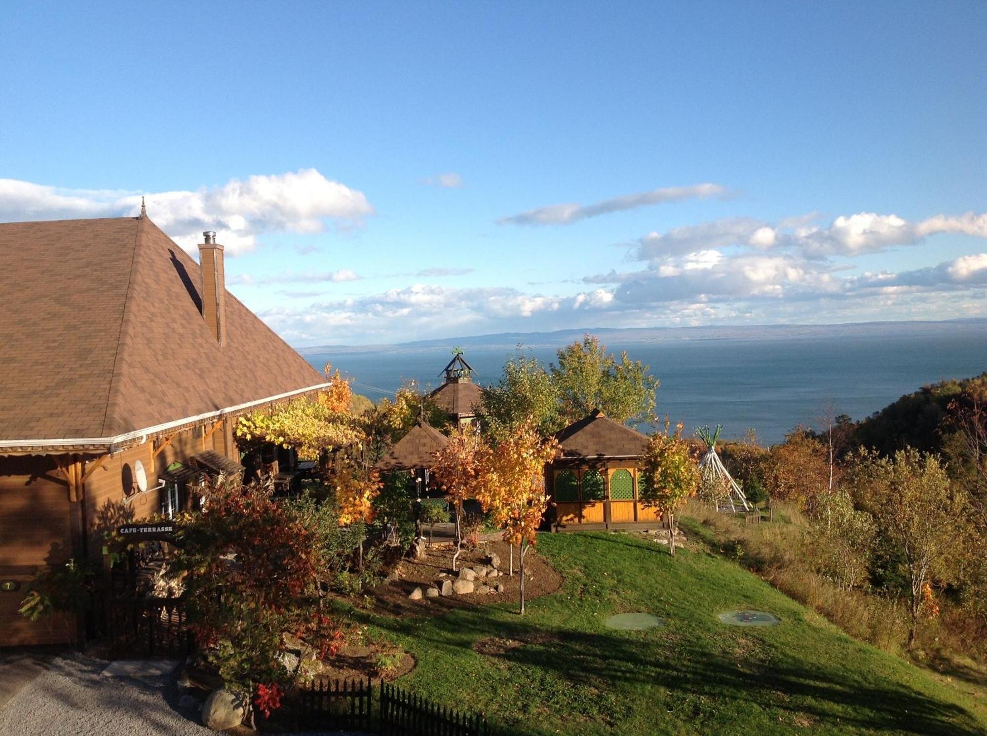 Auberge La Cote D'Or Hotel Petite-Riviere-Saint-Francois Exterior foto