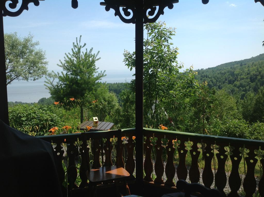 Auberge La Cote D'Or Petite-Riviere-Saint-Francois Exterior foto